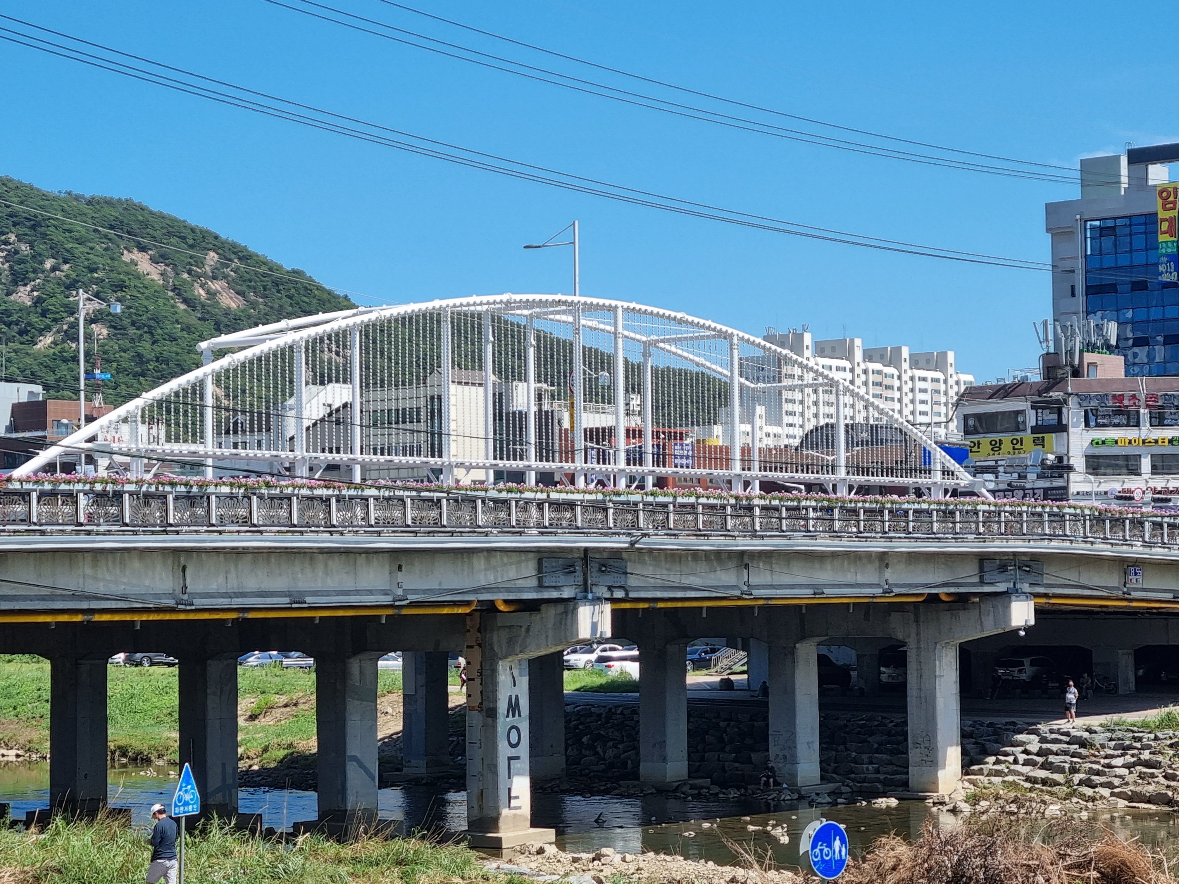 항기님          .